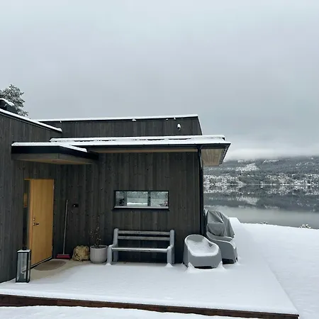 Modern With Panoramic Views *