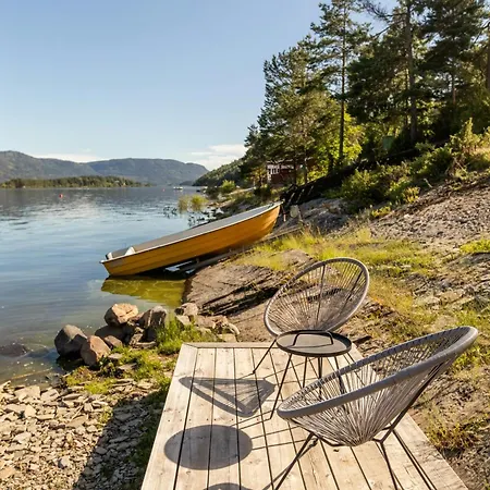 Modern With Panoramic Views Feriehus Berg (Ringerike)