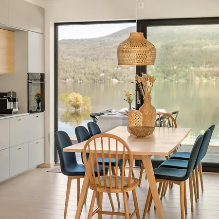 בית נופש Modern With Panoramic Views *