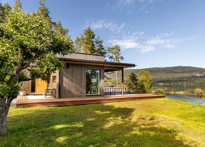 Modern With Panoramic Views * 赫讷福斯