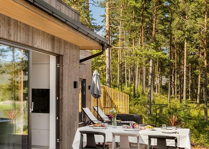 Modern With Panoramic Views *