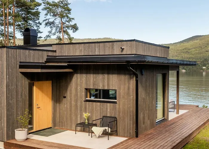 度假居 Modern With Panoramic Views